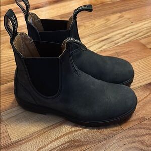 Blundstone women’s Black Chelsea Boots